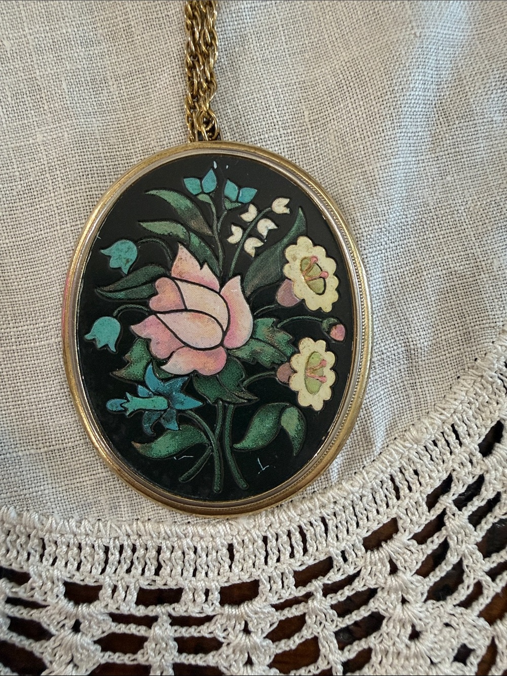 Vintage Avon Floral Oval Pendant Necklace in Pink & Green
